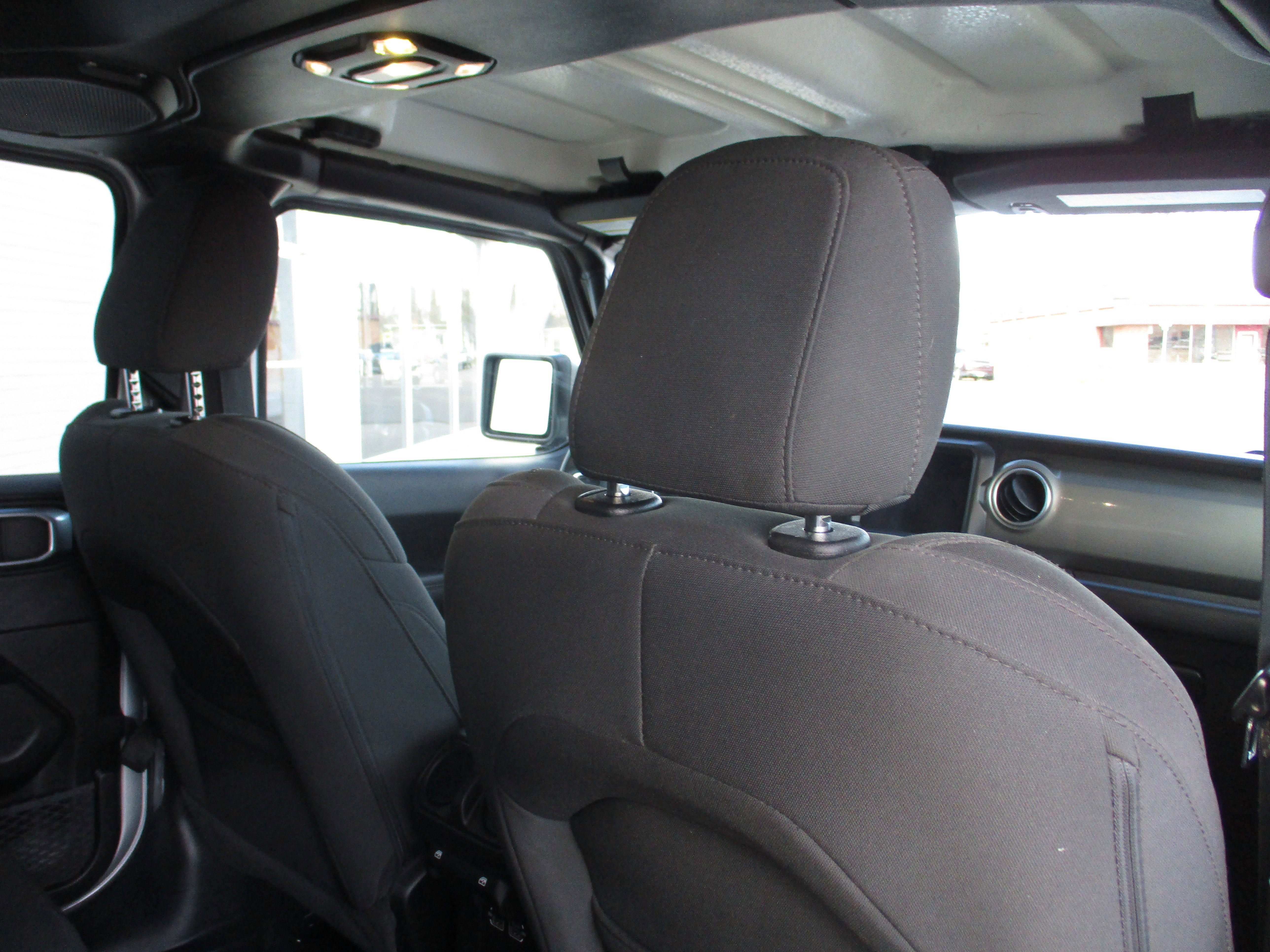 Used 2023 Jeep Wrangler Sahara AWD/4WD image 24