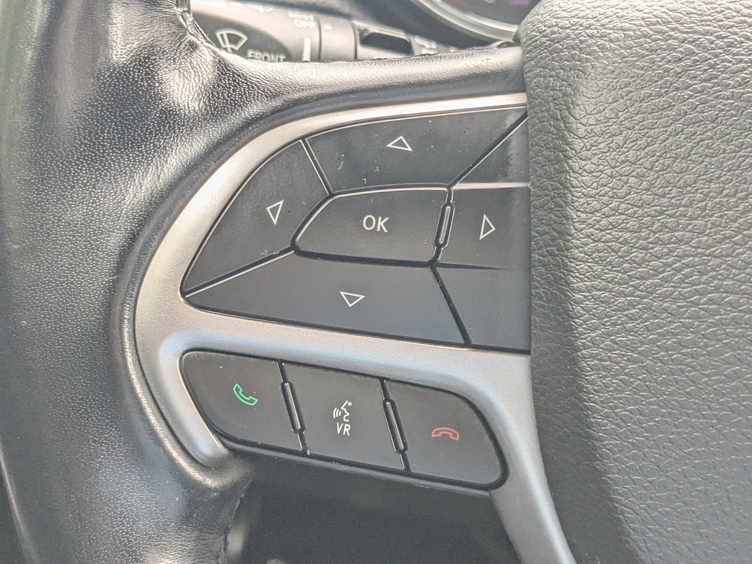 Certified 2020 Jeep Grand Cherokee Limited image 25