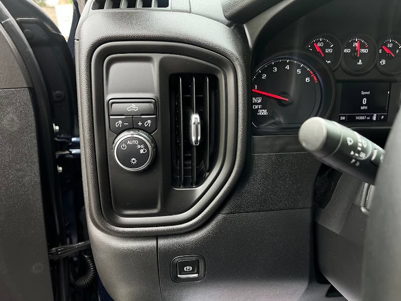 Used 2021 Chevrolet Silverado 1500 Custom RWD image 11