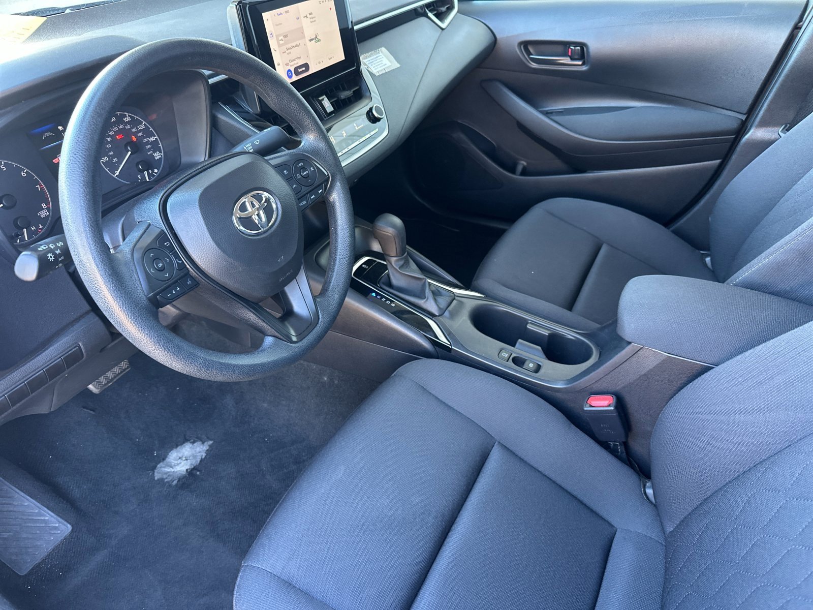 Used 2024 Toyota Corolla LE image 9