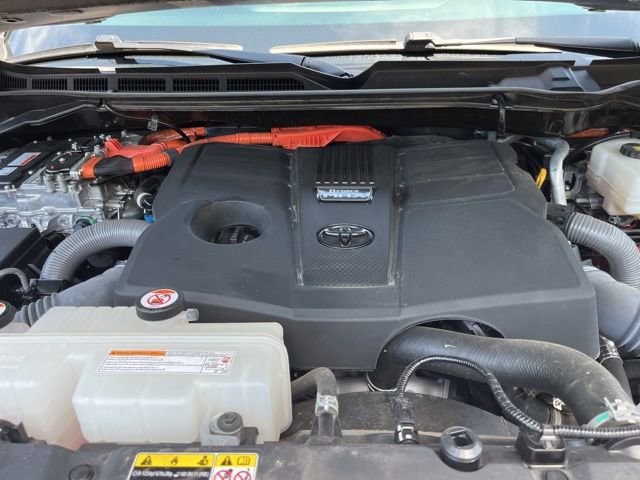 Used 2024 Toyota Tundra Limited AWD/4WD image 36