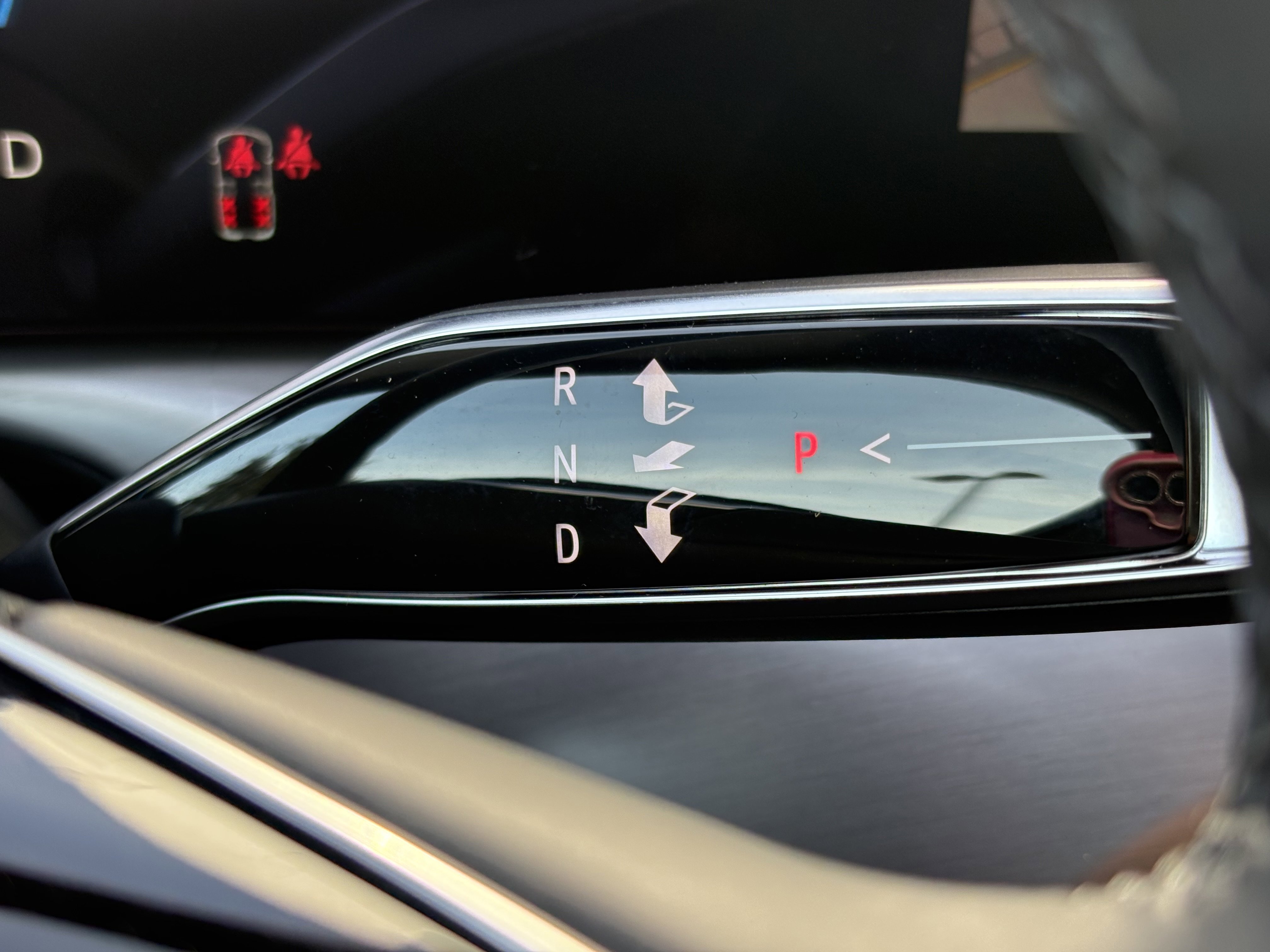 New 2026 Cadillac Vistiq Platinum image 25