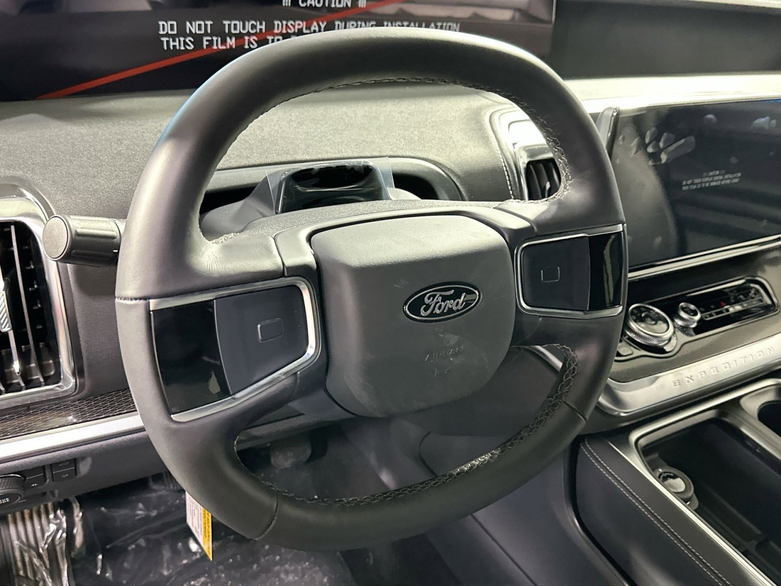 New 2026 Ford Expedition Platinum w/ Stealth Appearance Package image 18