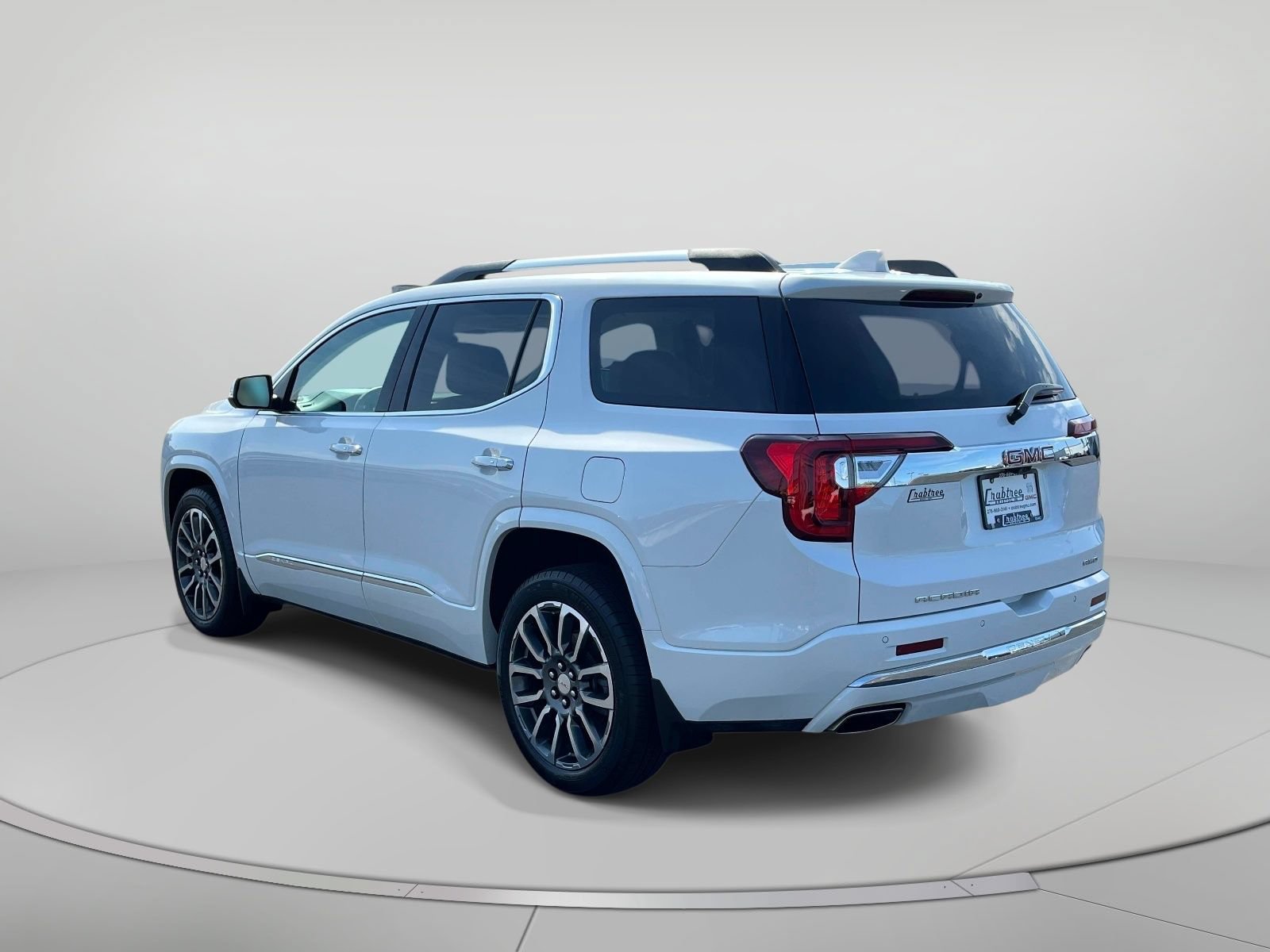 Used 2021 GMC Acadia Denali w/ Denali Ultimate Package AWD/4WD image 6