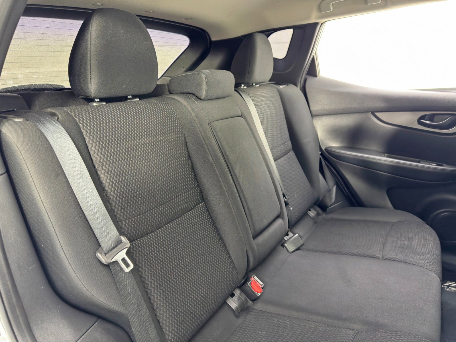 Used 2019 Nissan Rogue Sport S w/ Appearance Package AWD/4WD image 31
