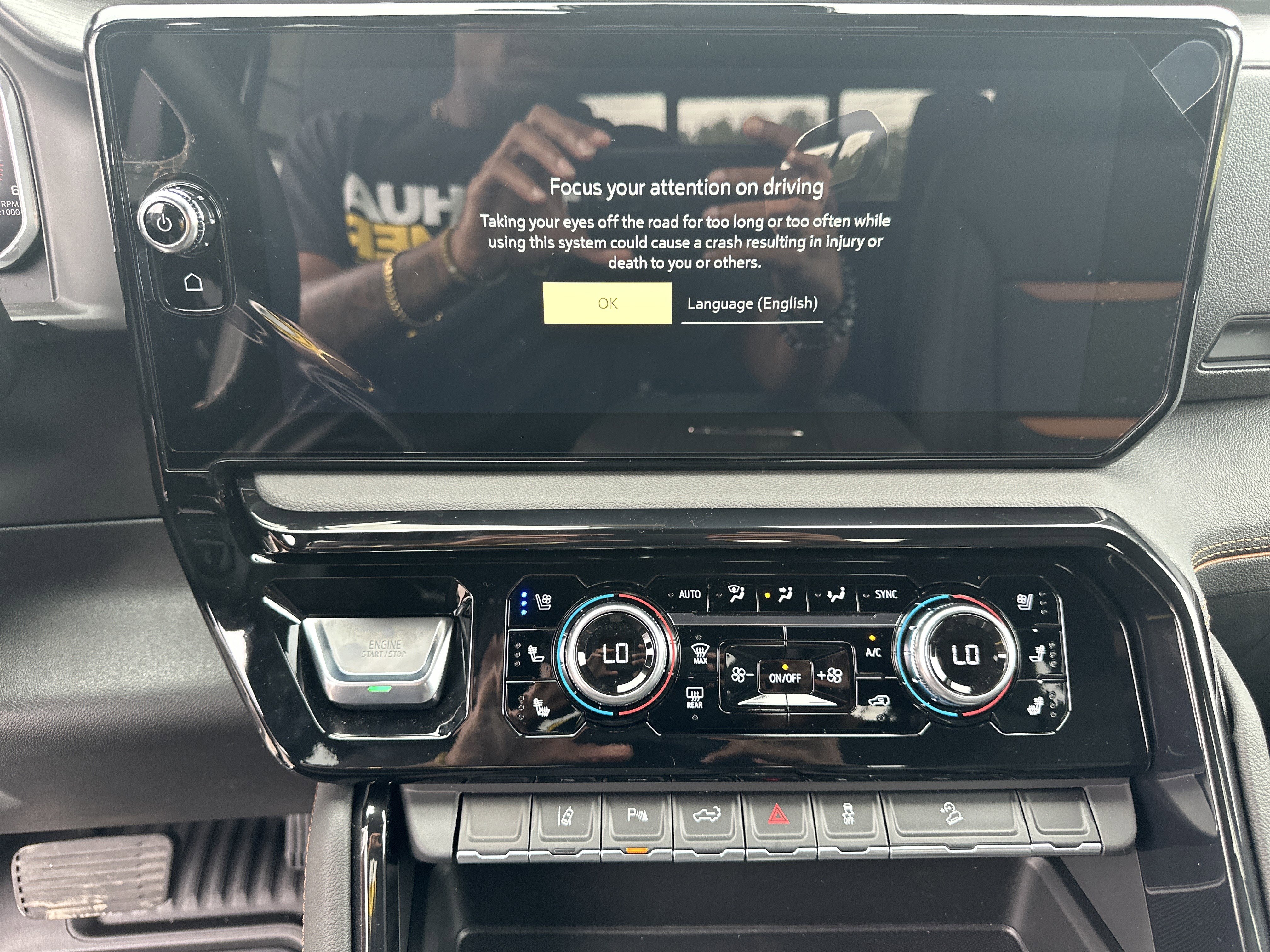 New 2026 GMC Sierra 2500 AT4 w/ AT4 Preferred Package image 29