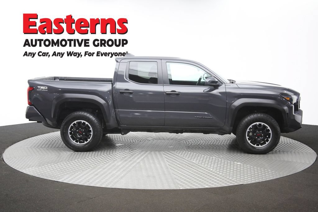 Used 2025 Toyota Tacoma TRD Off-Road AWD/4WD image 43