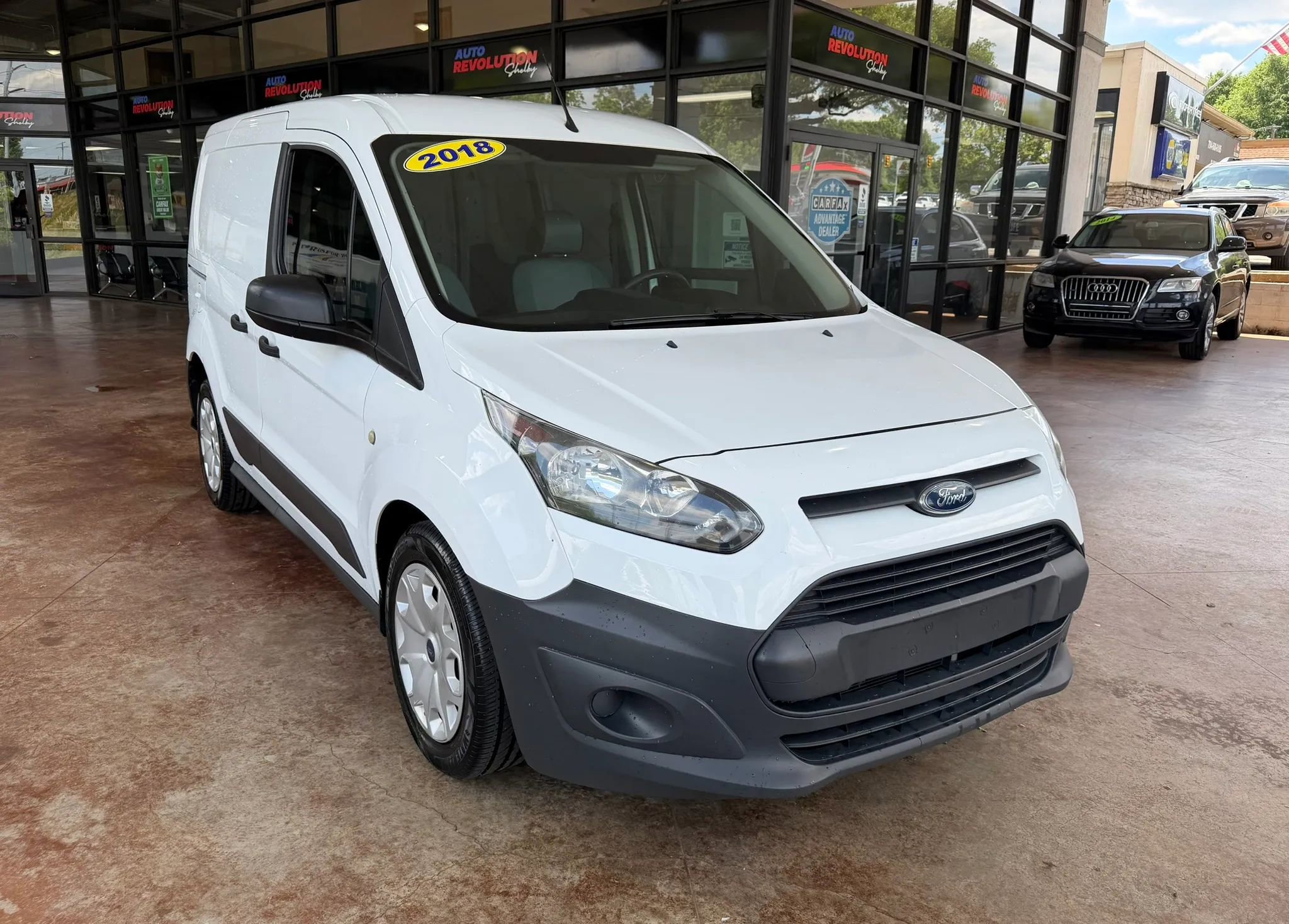 Used 2018 Ford Transit Connect XL FWD image 1