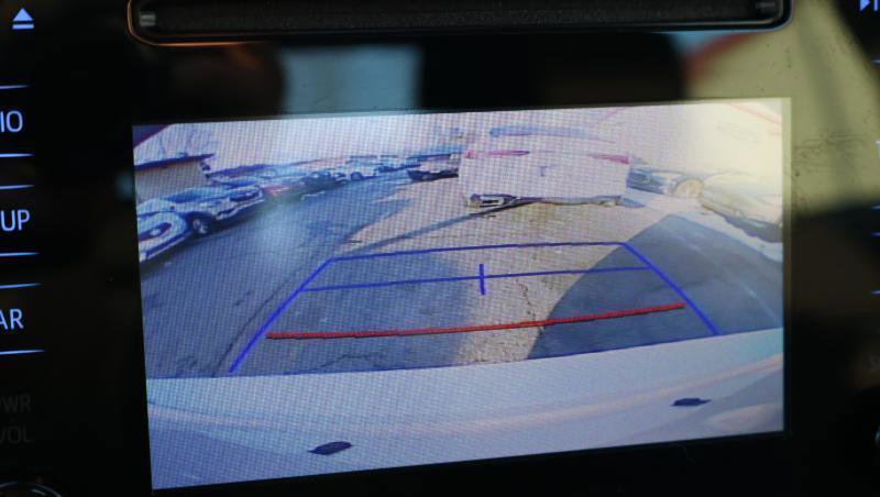 Used 2019 Toyota Corolla LE w/ Carpet Mat Package (TMS) image 12