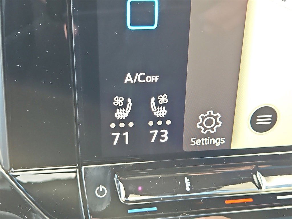 New 2026 Volkswagen Atlas Cross Sport SEL image 13