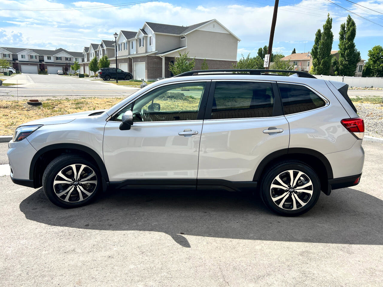Used 2019 Subaru Forester Limited w/ Popular Package #3 image 2