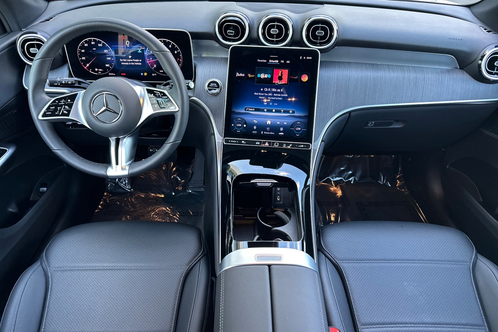 Certified 2025 Mercedes-Benz GLC 300 4MATIC image 13