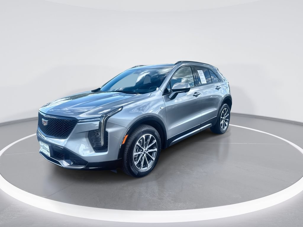 Used 2025 Cadillac XT4 Sport AWD/4WD image 4