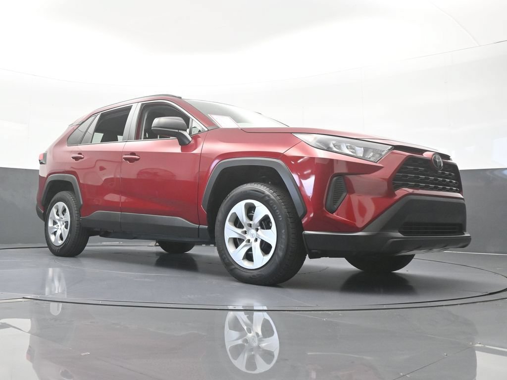 Used 2021 Toyota RAV4 LE FWD image 56