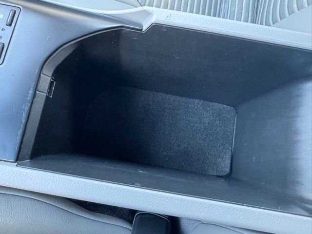 Certified 2018 Toyota Camry SE image 20