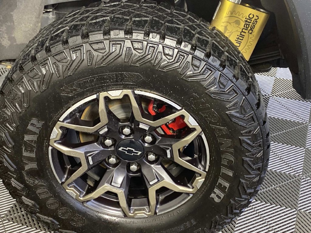 Used 2023 Chevrolet Colorado ZR2 w/ ZR2 Convenience Package III AWD/4WD image 31