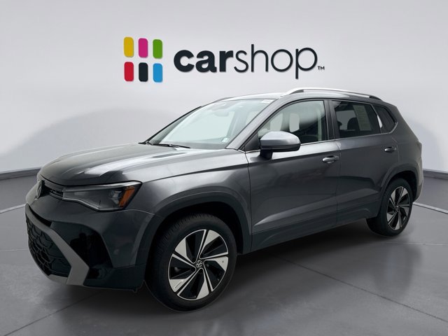 Used 2025 Volkswagen Taos SE AWD/4WD image 1