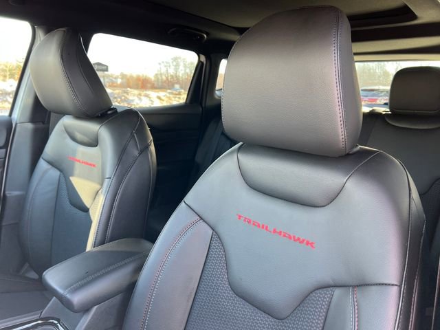 New 2026 Jeep Compass Trailhawk w/ Sun, Sound & Navigation Group image 12