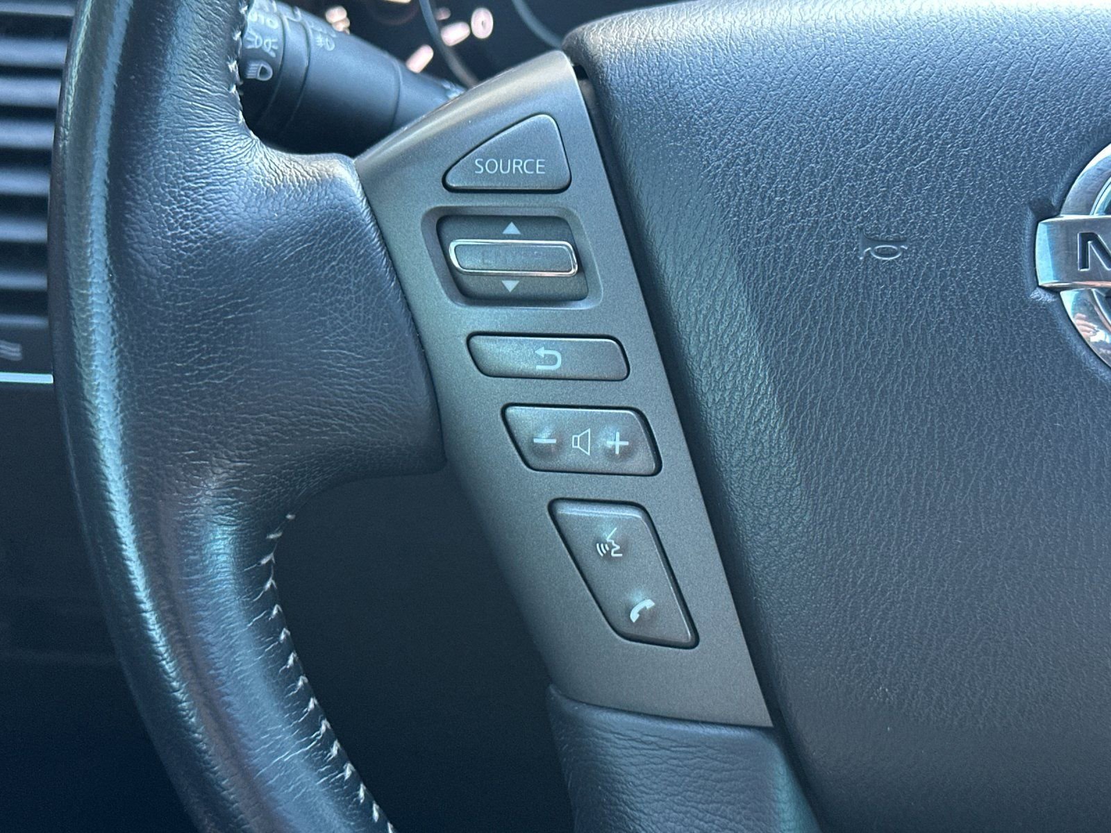 Used 2018 Nissan Armada SL w/ Moonroof Package image 28