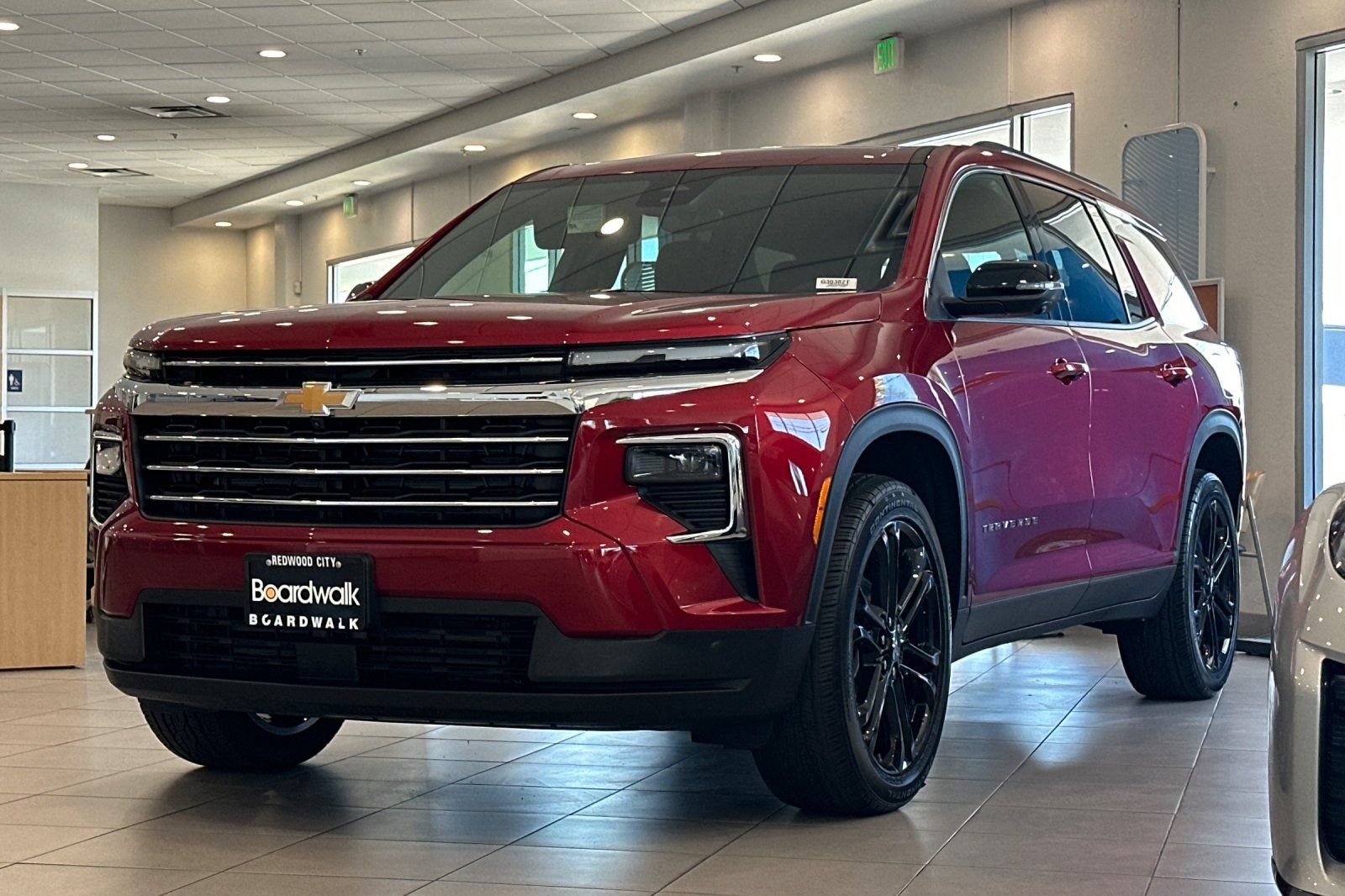 New 2026 Chevrolet Traverse LT w/ Driver Confidence Package FWD image 8