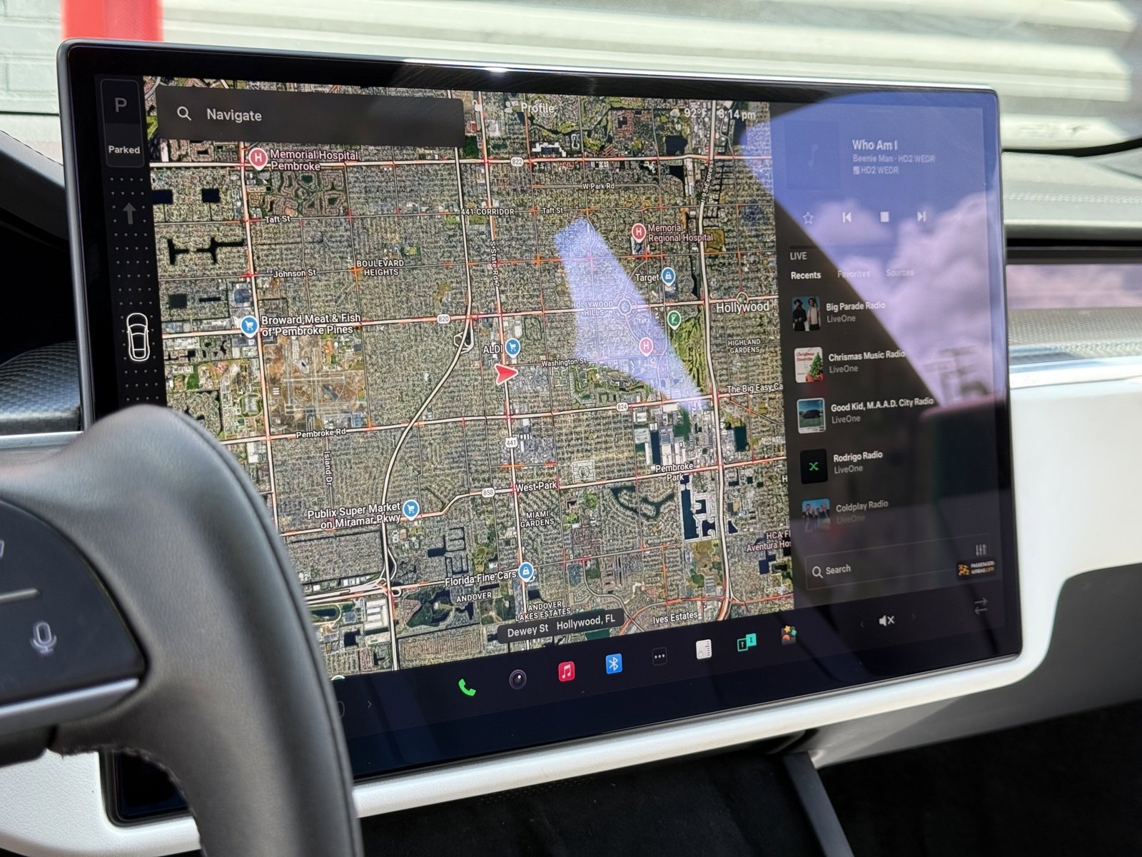 Used 2022 Tesla Model S Plaid image 24