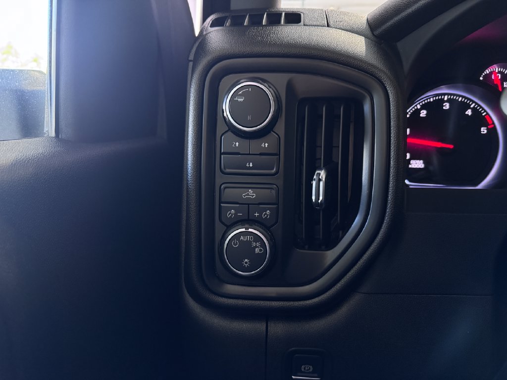 Certified 2023 Chevrolet Silverado 2500 W/T w/ WT Convenience Package AWD/4WD image 19