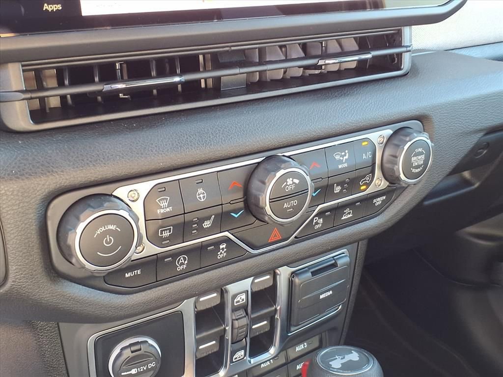 New 2025 Jeep Wrangler Willys AWD/4WD image 9