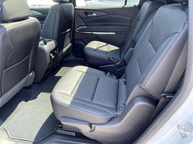 New 2026 Chevrolet Traverse LT w/ Sun and Wheel Package image 5