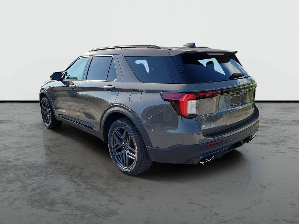 New 2026 Ford Explorer ST RWD image 3