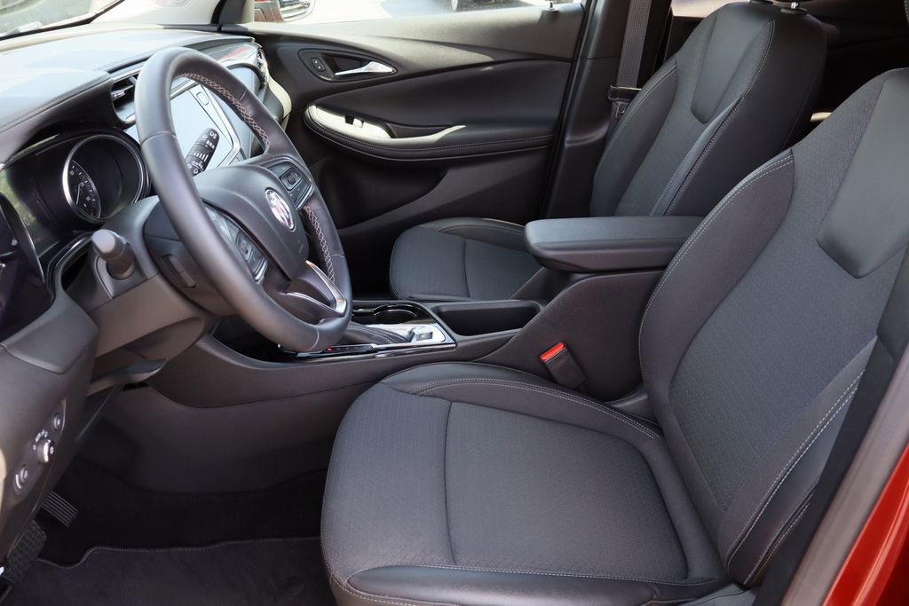 Used 2023 Buick Encore GX Select w/ Sport Touring Package image 21