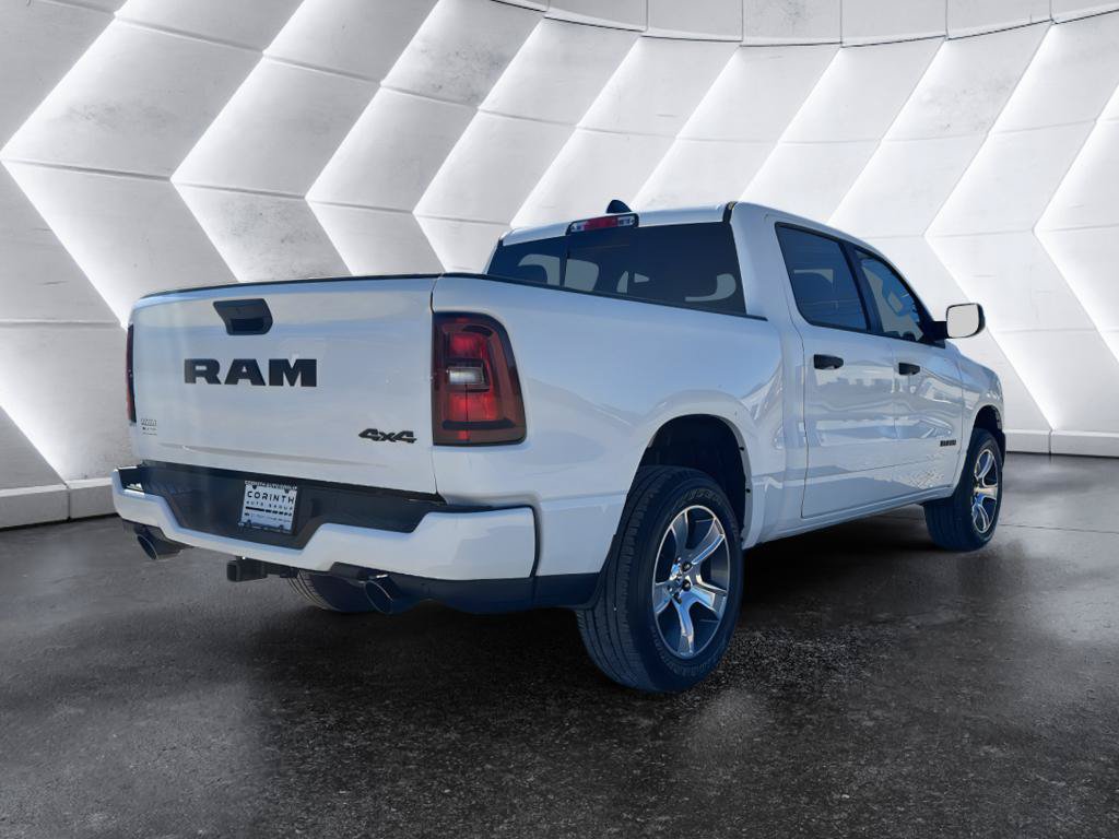 New 2026 RAM 1500 Express AWD/4WD image 8