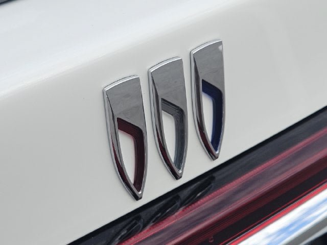 New 2027 Buick Enclave Preferred FWD image 7