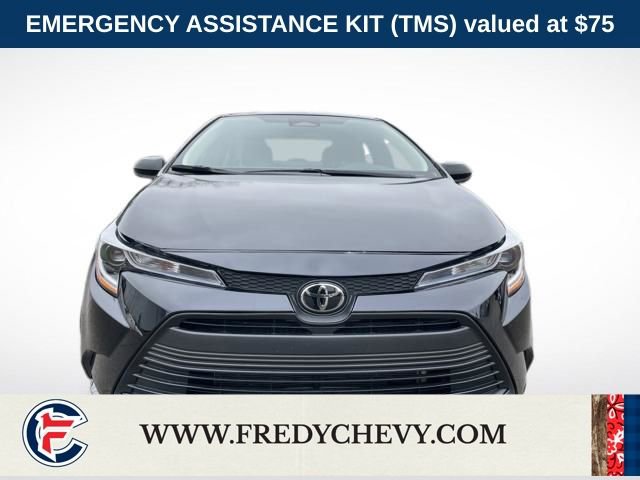 Used 2025 Toyota Corolla LE image 9