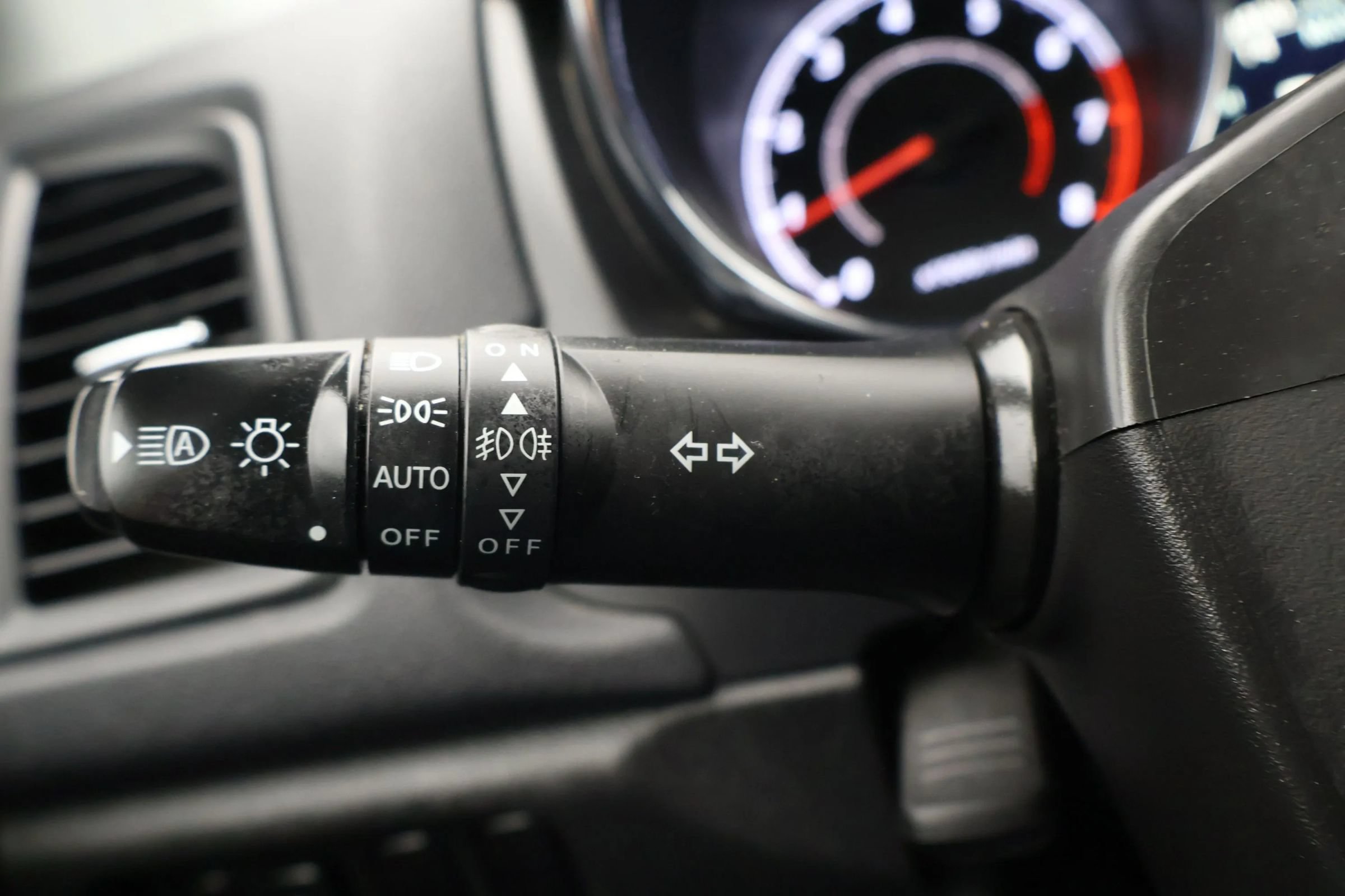 Used 2025 Mitsubishi Outlander Sport ES AWD/4WD image 22