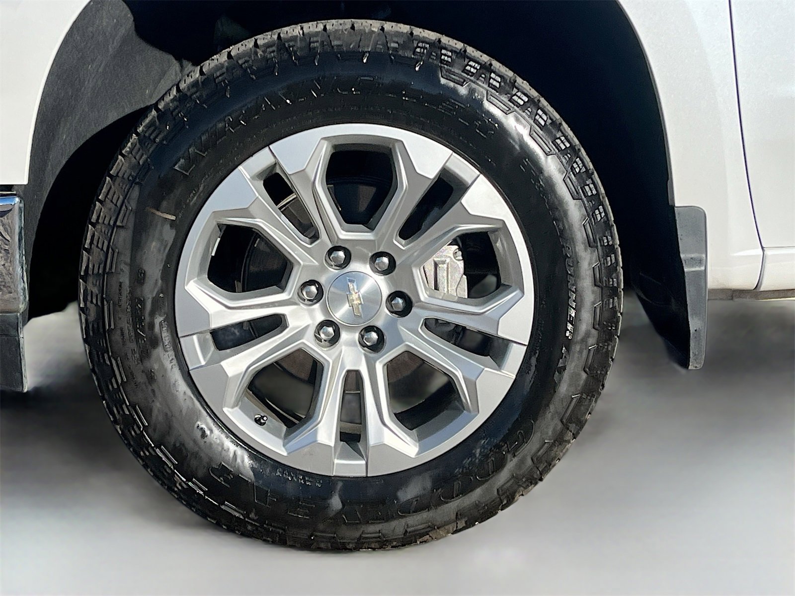 Used 2024 Chevrolet Silverado 1500 LTZ w/ Technology Package image 33