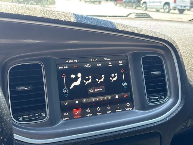 Used 2022 Dodge Charger Scat Pack w/ Navigation & Travel Group RWD image 25