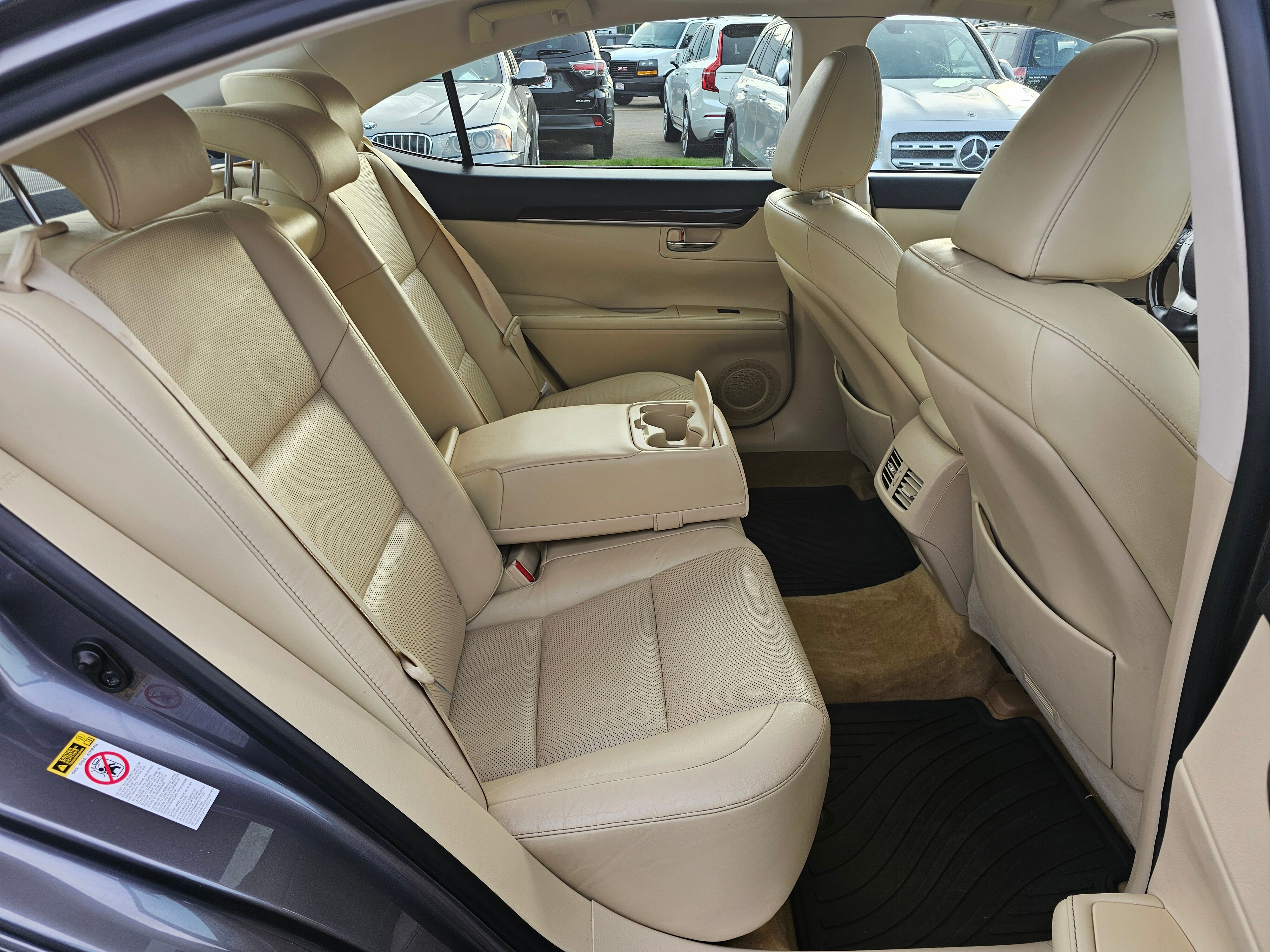 Used 2013 Lexus ES 350 4dr Sdn image 12