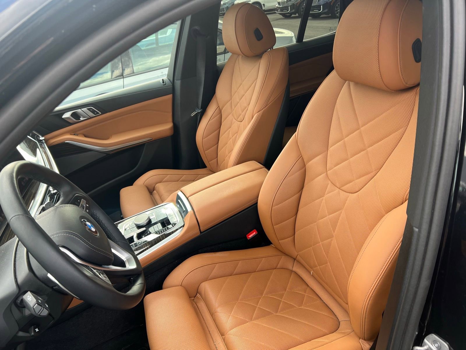 Certified 2024 BMW X5 xDrive40i w/ Premium Package AWD/4WD image 17