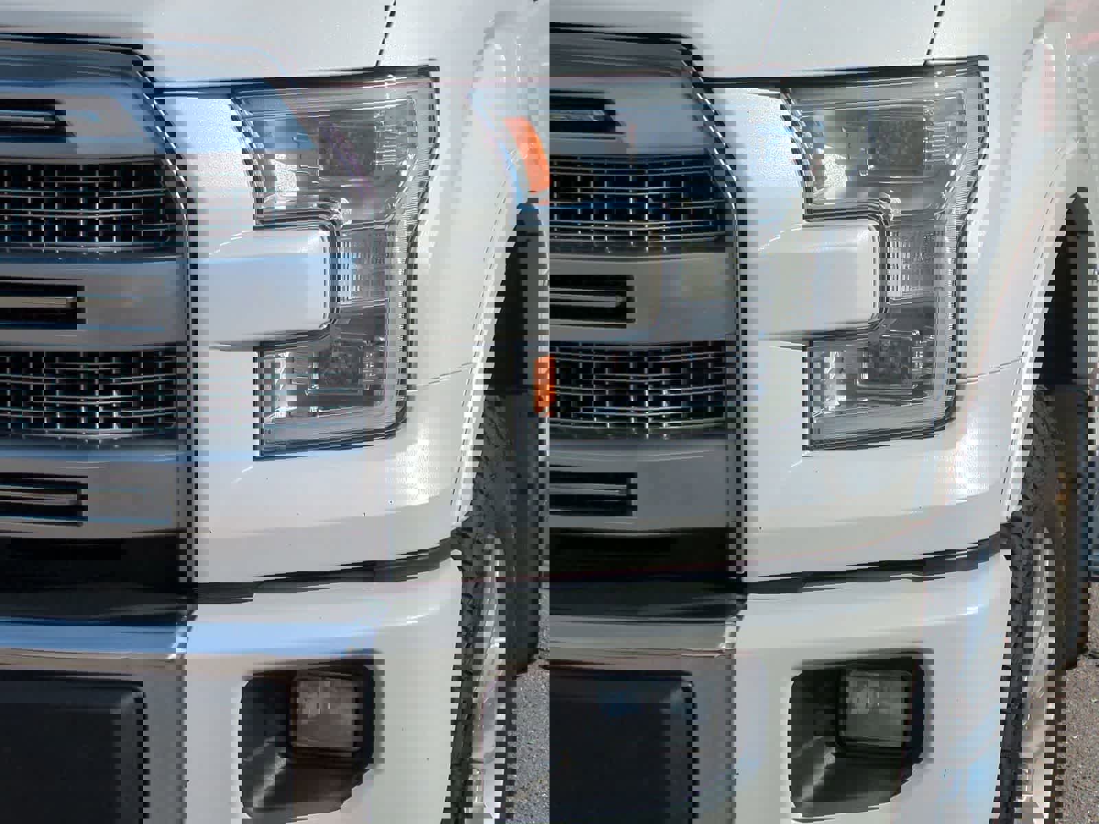 Used 2015 Ford F150 Platinum w/ Equipment Group 701A Luxury image 11