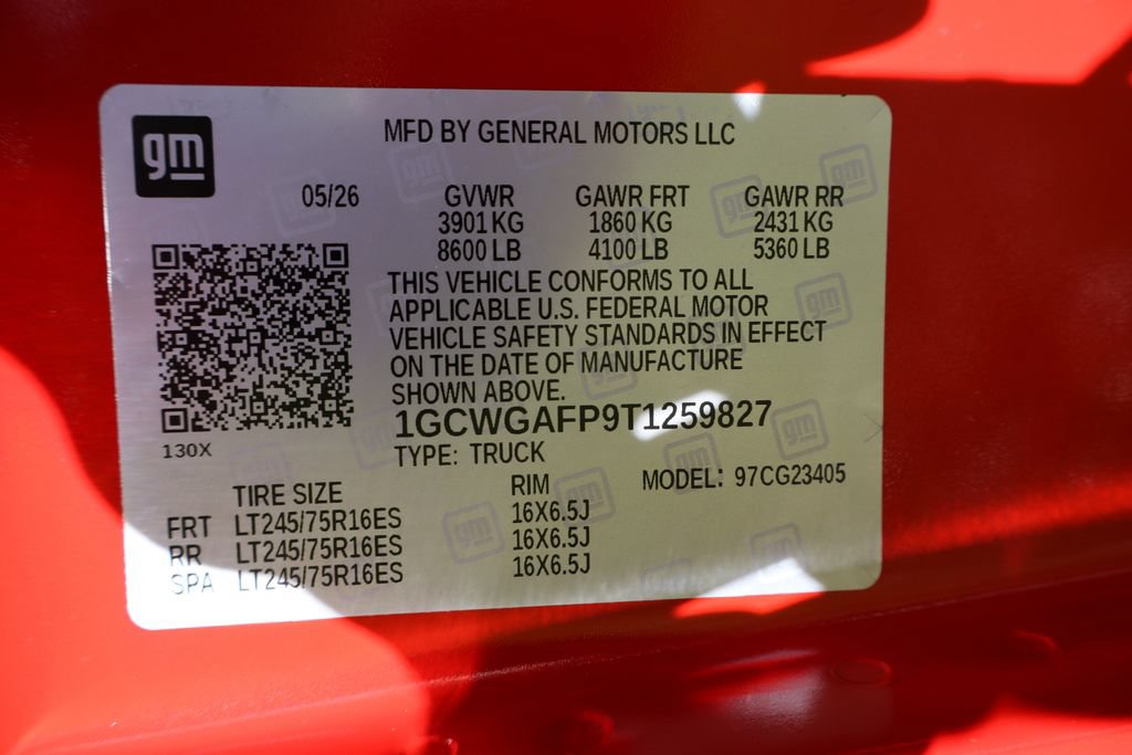 New 2026 Chevrolet Express 2500 w/ Driver Convenience Package RWD image 32