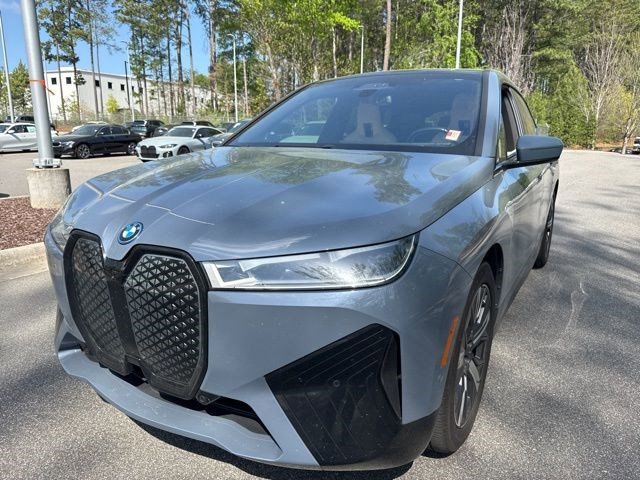 Certified 2023 BMW iX xDrive50 w/ Premium Package image 8