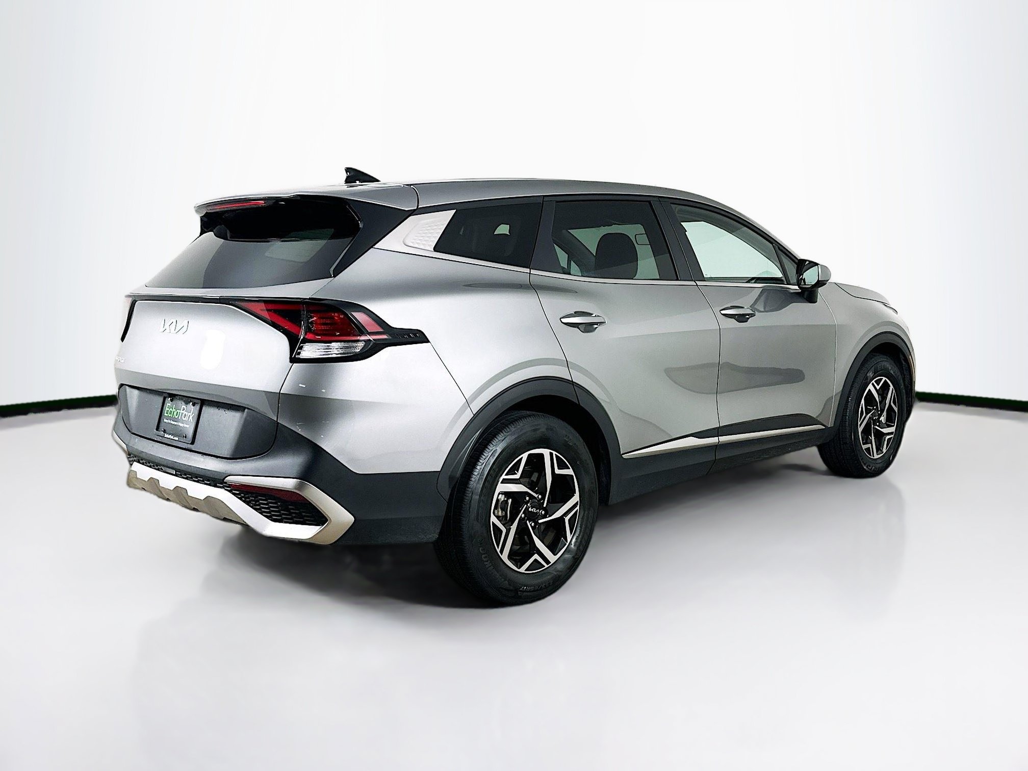 Used 2025 Kia Sportage LX FWD image 9