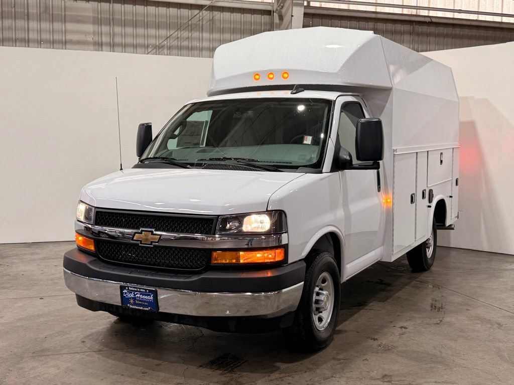 New 2025 Chevrolet Express 3500 w/ Power Convenience Package RWD image 2