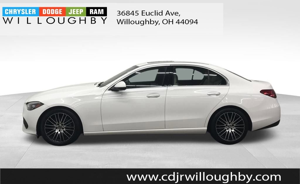 Used 2023 Mercedes-Benz C 300 4MATIC Sedan image 5