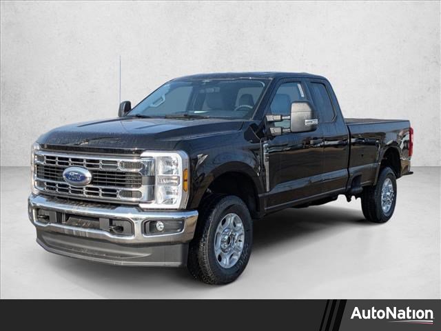 New 2026 Ford F350 XLT w/ FX4 Off-Road Package