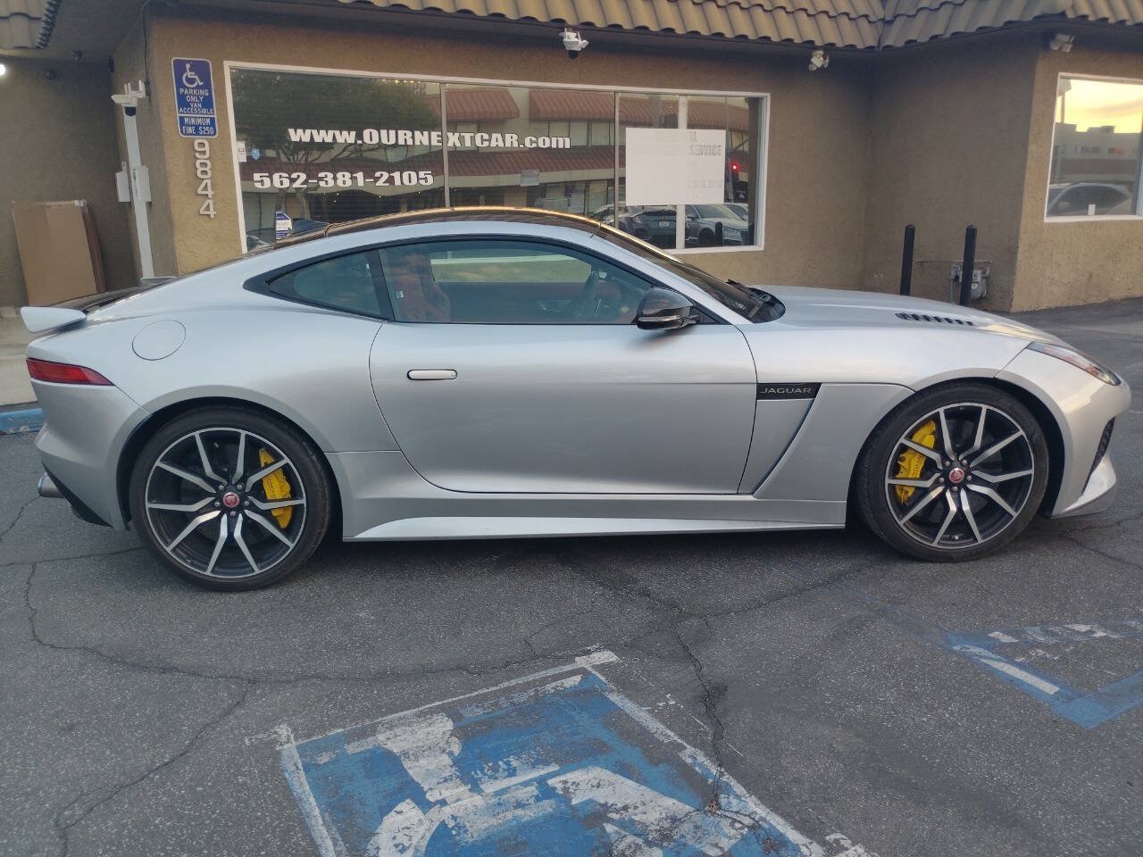 Used 2017 Jaguar F-TYPE SVR AWD/4WD image 8