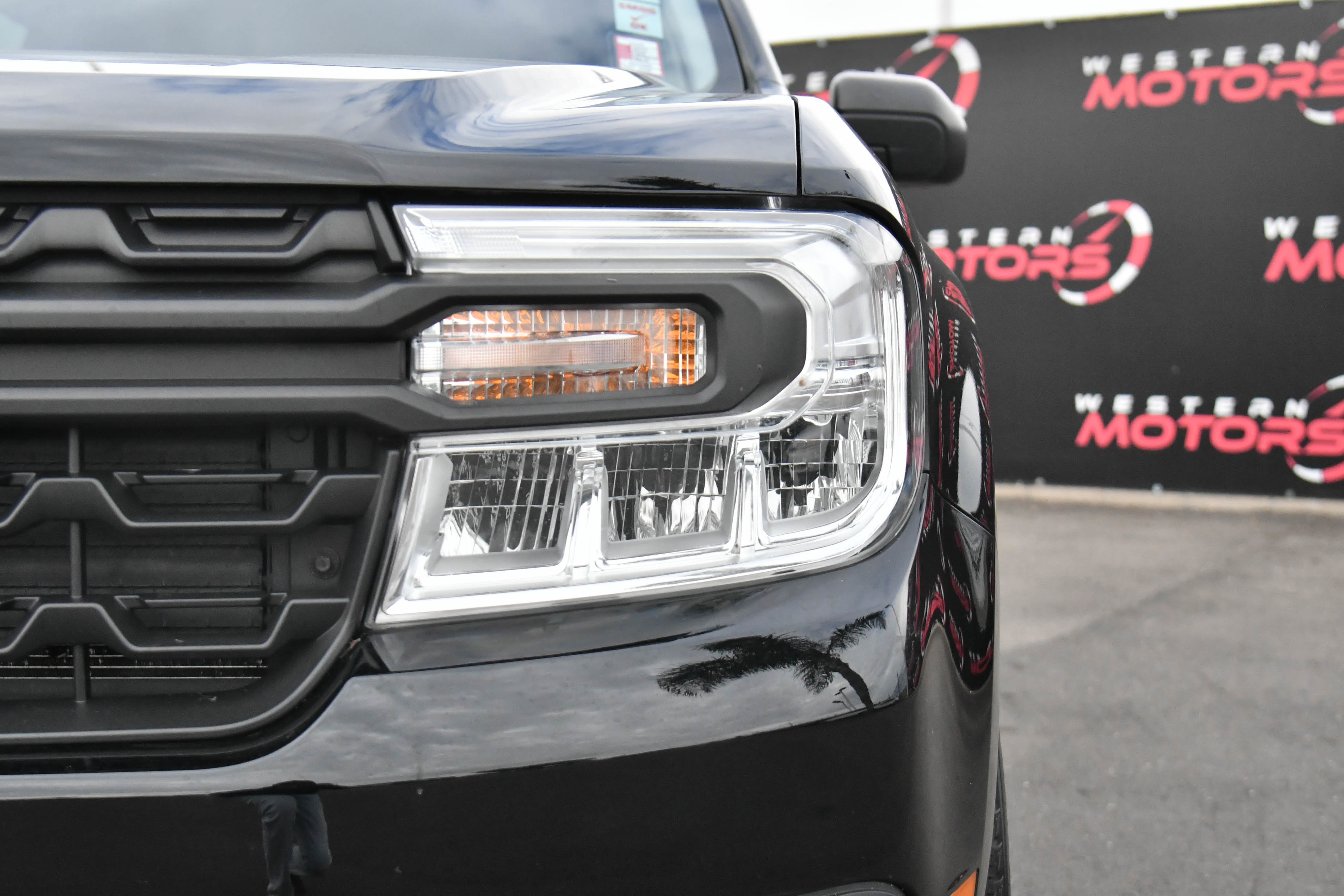 Used 2022 Ford Maverick XL FWD image 11