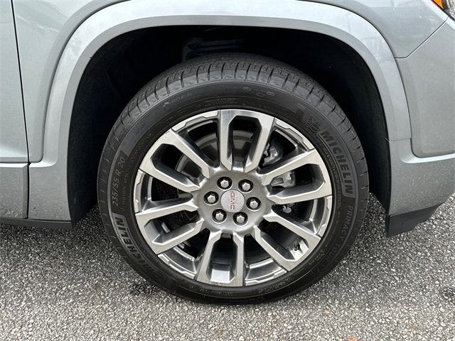 Used 2023 GMC Acadia Denali w/ Denali Technology Package image 12