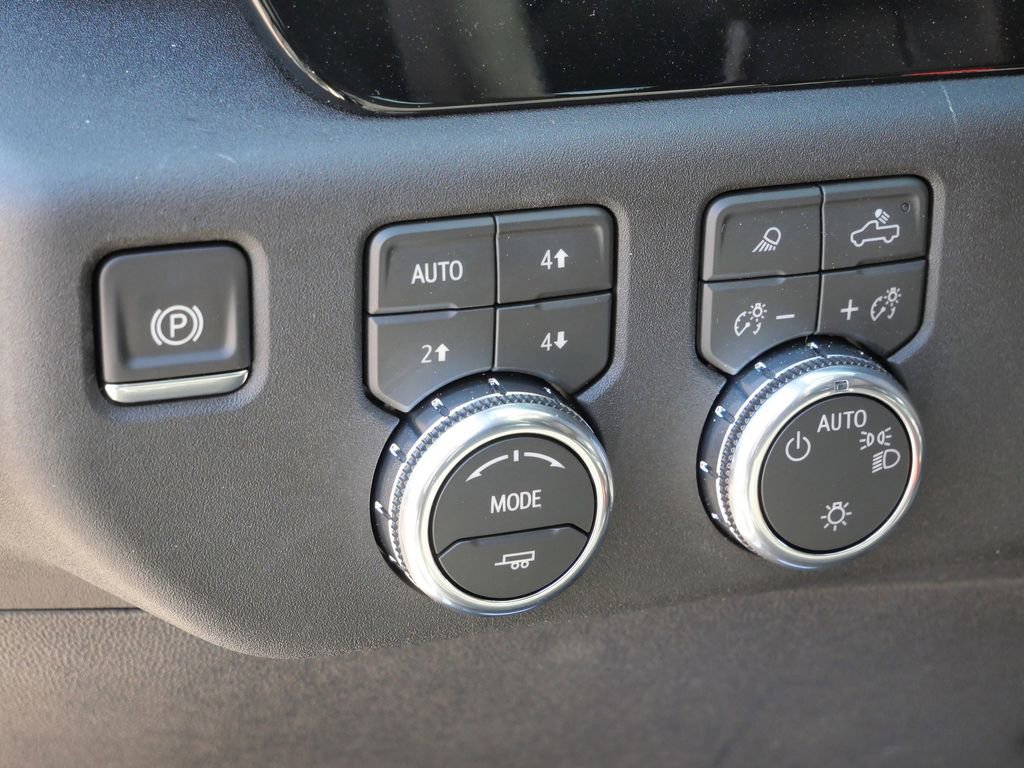 New 2026 GMC Sierra 1500 SLE image 41