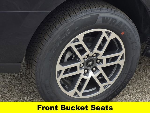 New 2025 Ford Expedition Active RWD image 7
